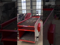 Construction aggregate vibrating screen
